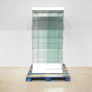 Armario de cristal de 87x44x186cm procedente de una empresa en cierre