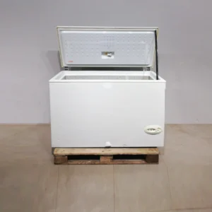 Congelador INDESIT OF370 (133x61x87cm) d'ocasió perfecte per a botiga, bar, geladeria...
