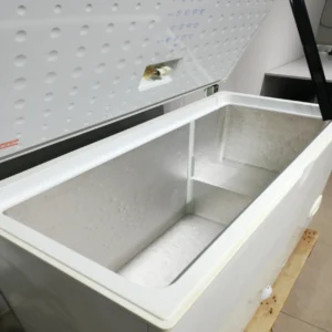 Congelador INDESIT OF370 (133x61x87cm) d'ocasió perfecte per a botiga, bar, geladeria...