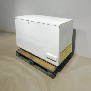 Congelador AEG A75290GT (133x62x87cm) de ocasión perfecto para tienda, bar, heladería...