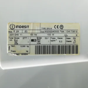 Nevera amb congelador INDESIT R29 perfecta tant per a ús domèstic com professional