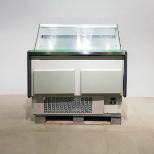 Vitrina expositora INFRICO 131x95x129cm d'ocasió procedent d'una empresa en tancament