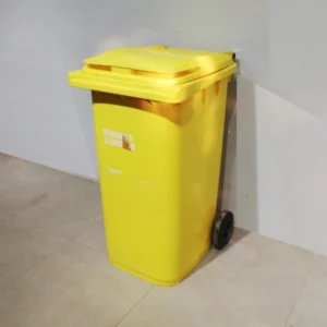 Cubell de plàstic groc amb rodes de gran qualitat i resistència de 240 litres (58x73x107cm)