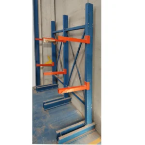 Prestatgeries cantilever 300x300cm