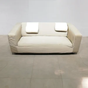 Sofà de 3 places de 174x83x67cm en bon estat perfecte per a ús domèstic