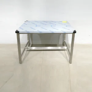 Taula d'acer inoxidable KAISHER+KRAFT (120x75x84cm) de segona mà