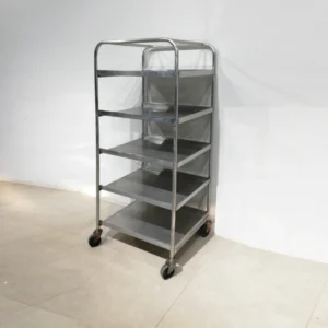 Carro de acero inoxidable de 5 niveles 61x70x162cm procedente de una empresa en cierre