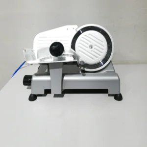 Máquina cortafiambres 46x30x30cm ø20cm procedente de una empresa en cierre