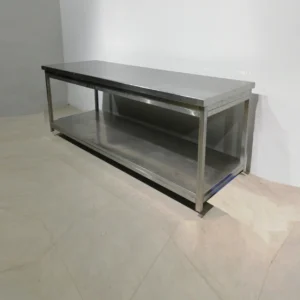 Taula d'acer inoxidable 250x84x92cm procedent d'una empresa en tancament