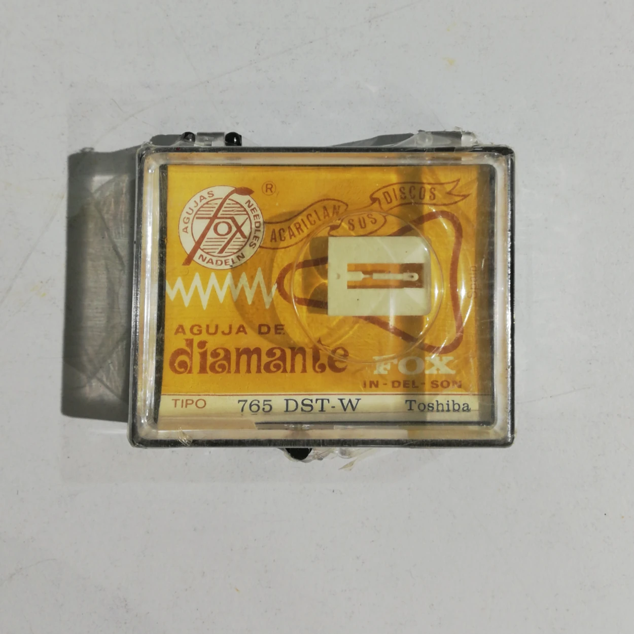 Agulla tocadiscos FOX 765 DST-W de diamant compatible amb Toshiba en capsa original
