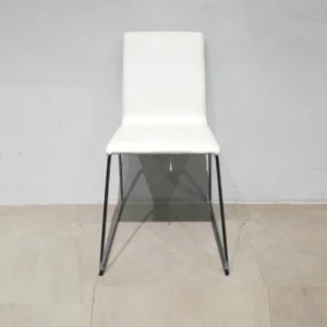 Cadira de menjador IKEA VOLFGANG 41x46x87cm procedent d'una empresa en tancament