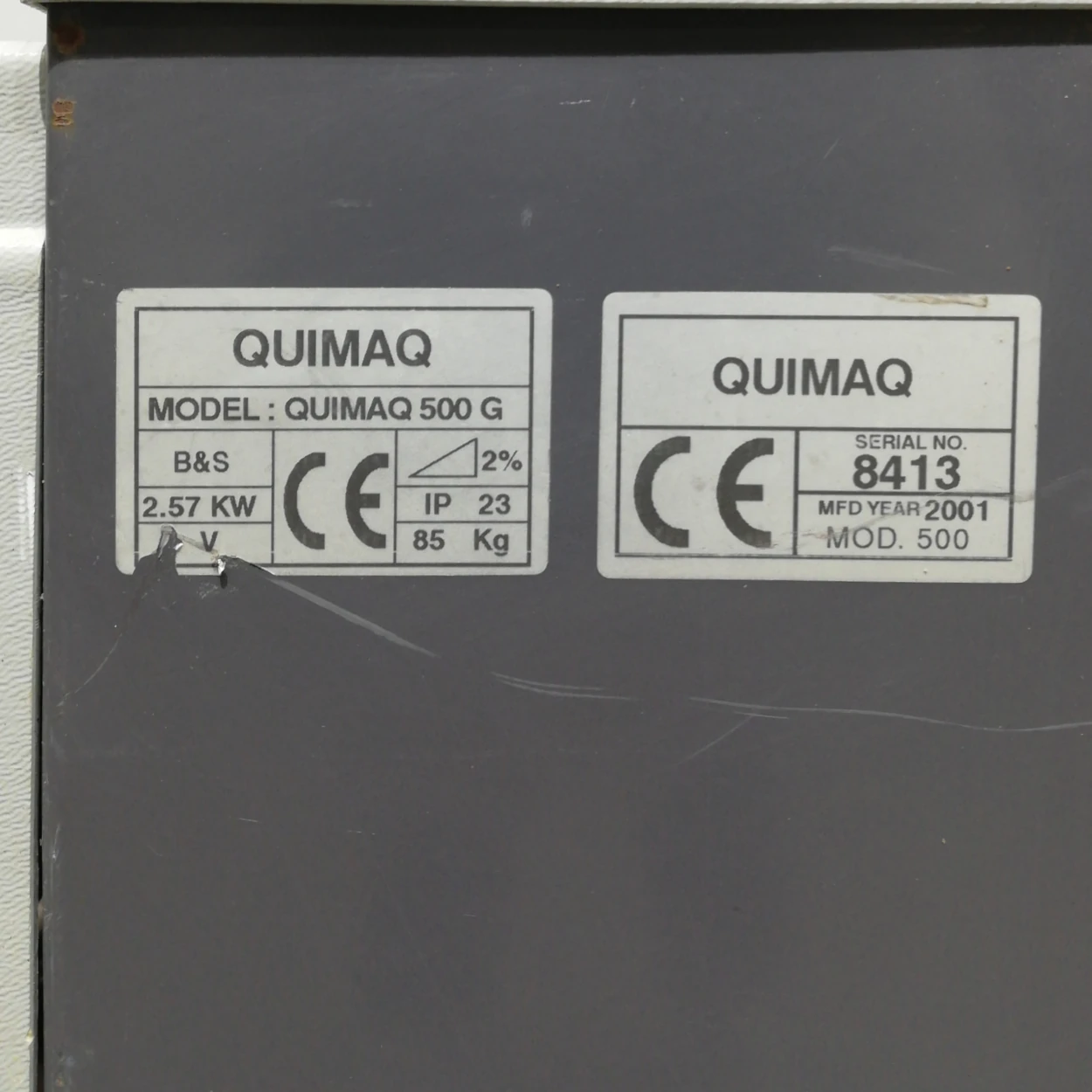 Escombra manual QUIMAQ 500G procedent d'una empresa en tancament