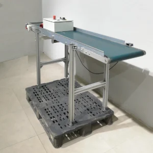 Cinta transportadora 207x52x98cm procedent d'una empresa en tancament